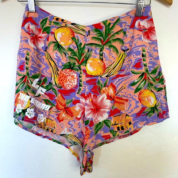 NWT LT The brand tropical high waisted shorts. Size: small - Picture 1 of 7